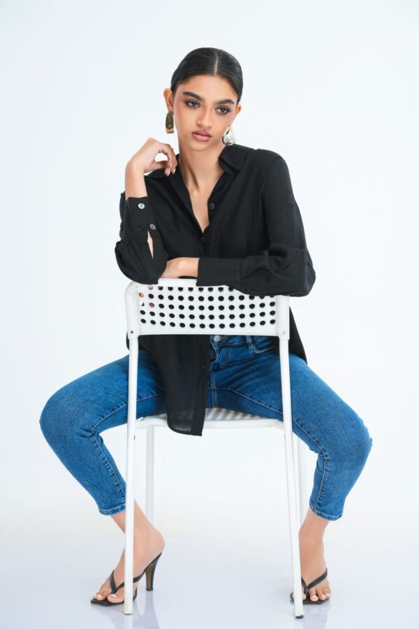 Lola Oversized Linen Shirt in Black